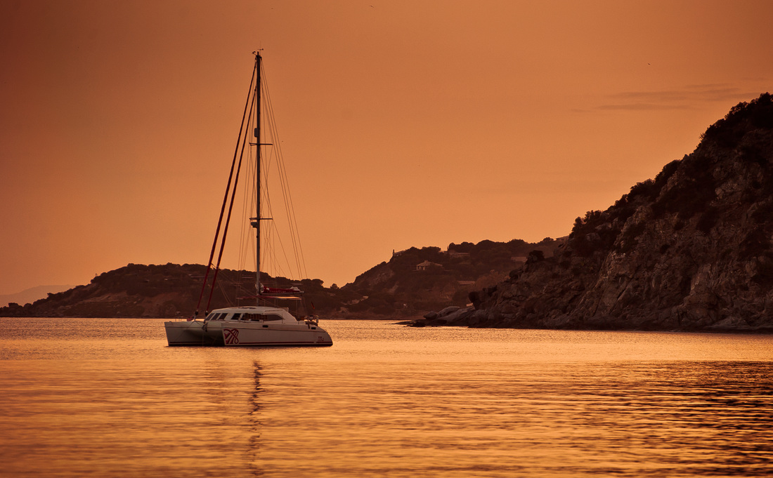 Just Marrie﻿d﻿? Try Sailing on Your Honeymoon